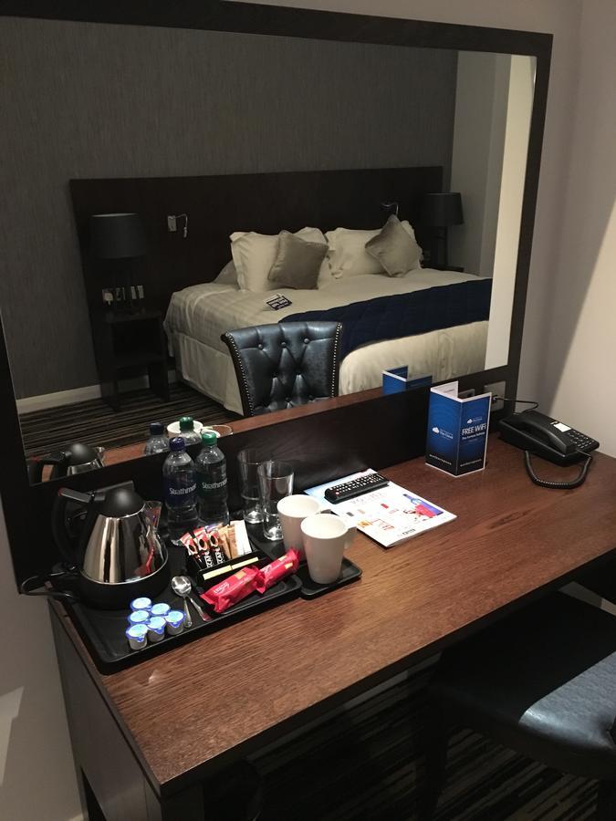 The Furness Railway Wetherspoon Hotell Barrow-in-Furness Eksteriør bilde