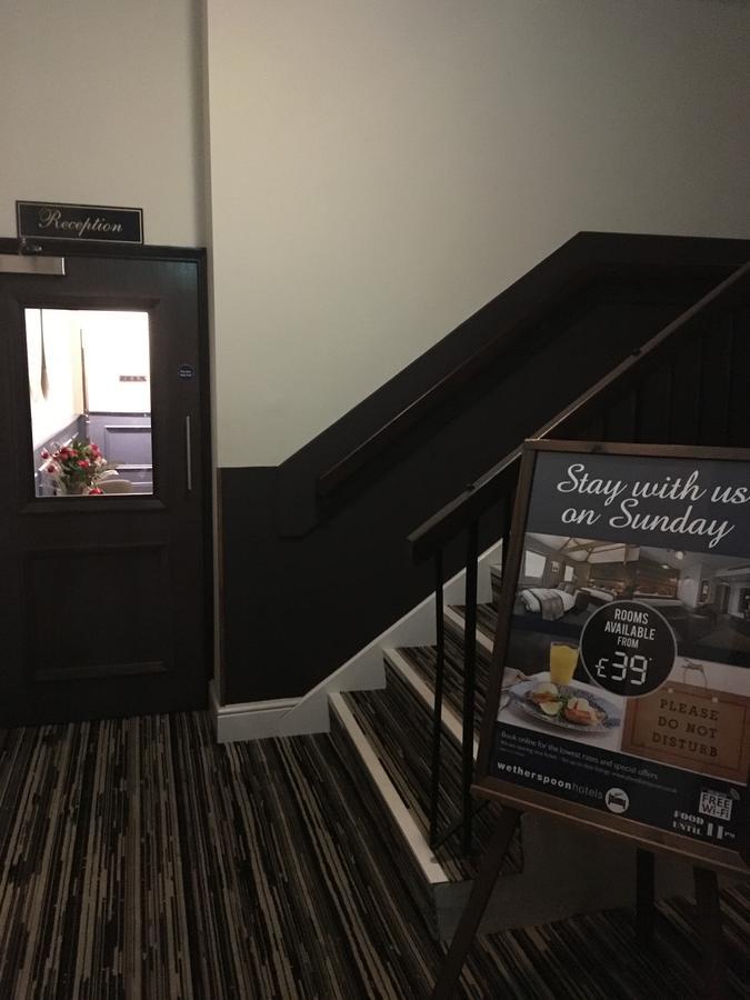 The Furness Railway Wetherspoon Hotell Barrow-in-Furness Eksteriør bilde