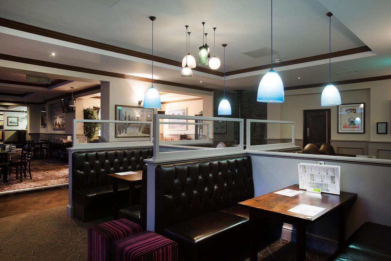 The Furness Railway Wetherspoon Hotell Barrow-in-Furness Eksteriør bilde