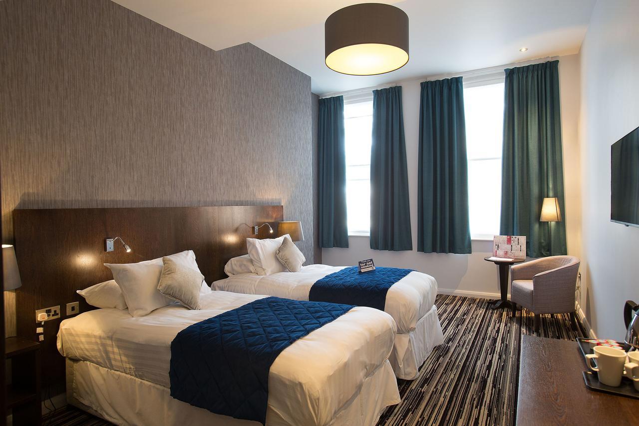 The Furness Railway Wetherspoon Hotell Barrow-in-Furness Eksteriør bilde