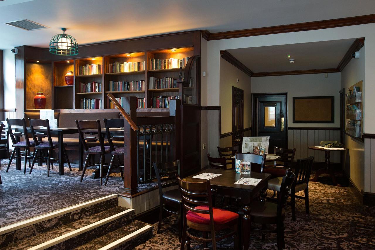 The Furness Railway Wetherspoon Hotell Barrow-in-Furness Eksteriør bilde