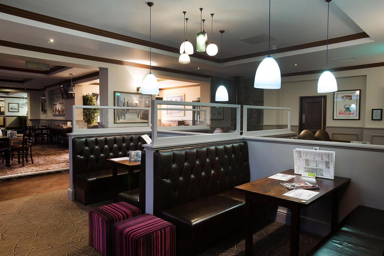 The Furness Railway Wetherspoon Hotell Barrow-in-Furness Eksteriør bilde