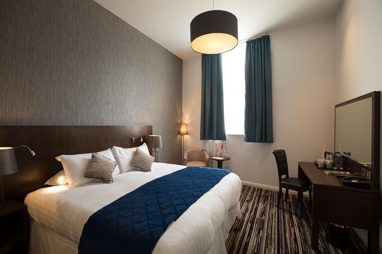 The Furness Railway Wetherspoon Hotell Barrow-in-Furness Eksteriør bilde