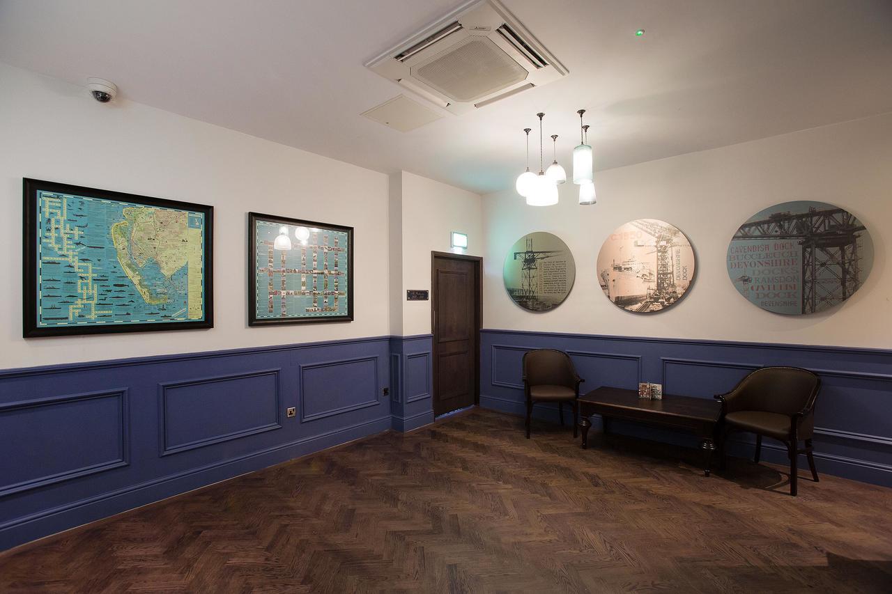The Furness Railway Wetherspoon Hotell Barrow-in-Furness Eksteriør bilde