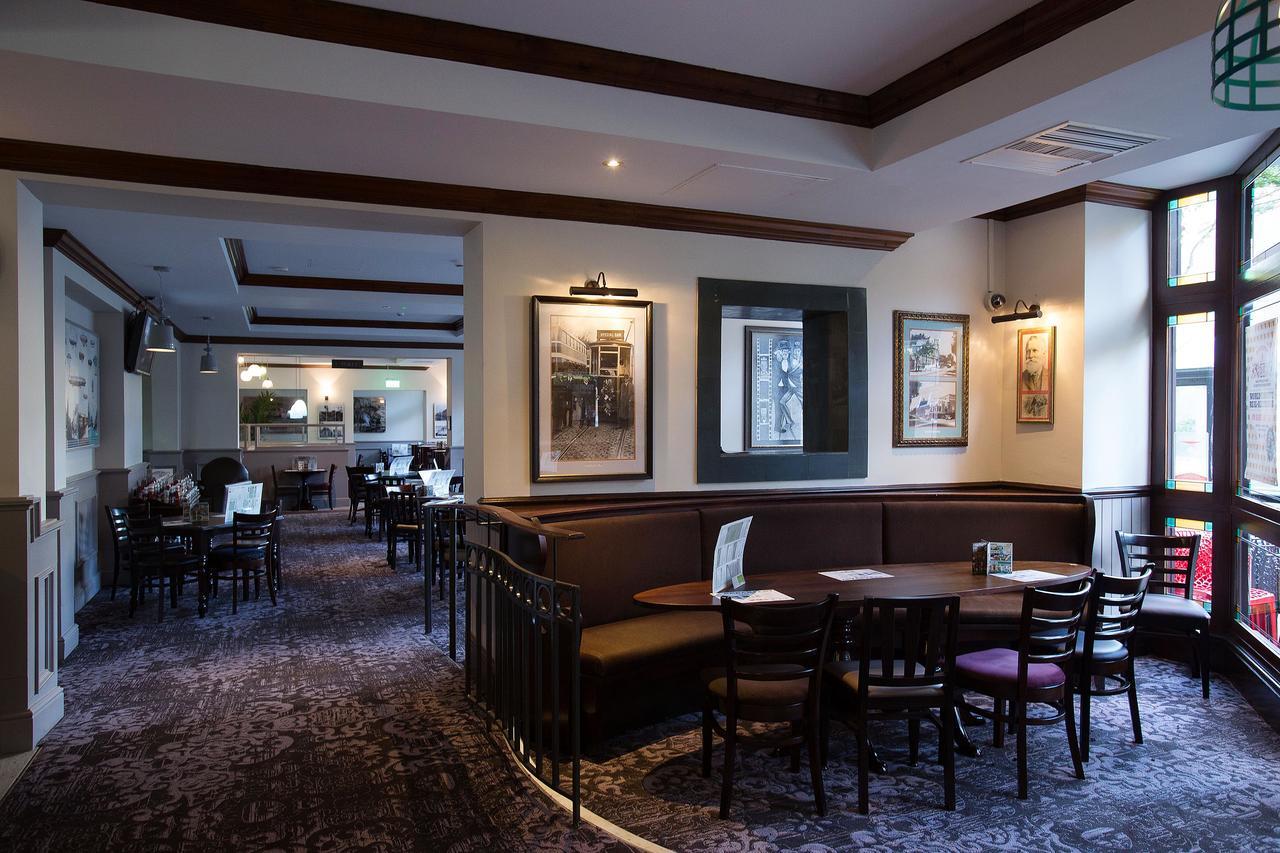The Furness Railway Wetherspoon Hotell Barrow-in-Furness Eksteriør bilde
